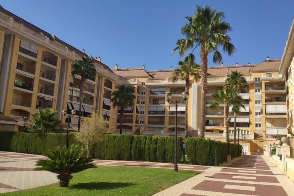 LOVELY APARTMENT DENIA, piscina, jacuzzi, pádel, parking Exterior foto